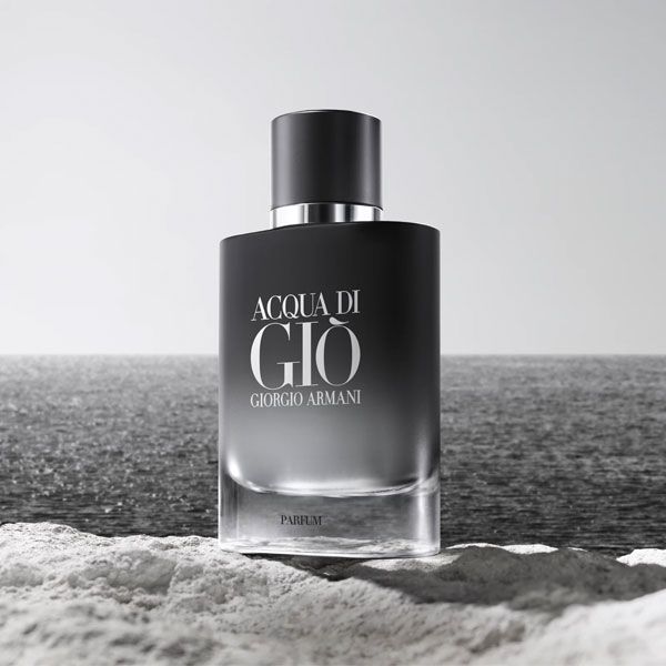 Armani Acqua Di Gio Parfum Reincarcabil pentru Barbati Prezentare