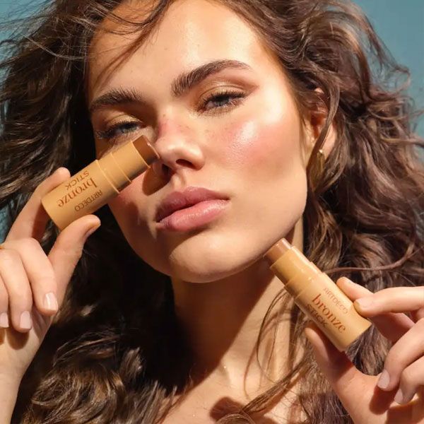 Artdeco Bronzing Collection Bronze Stick 4.5g Prezentare