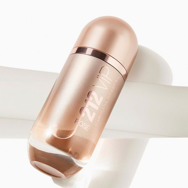 Carolina Herrera 212 Vip Rose Woman Apa de Parfum 30ml pentru femei prezentare parfum