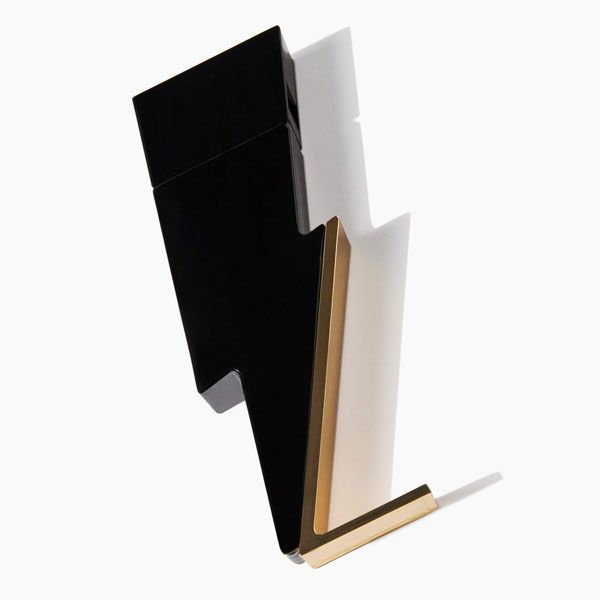 Carolina Herrera Bad Boy Apa de Toaleta 50ml pentru barbati prezentare parfum