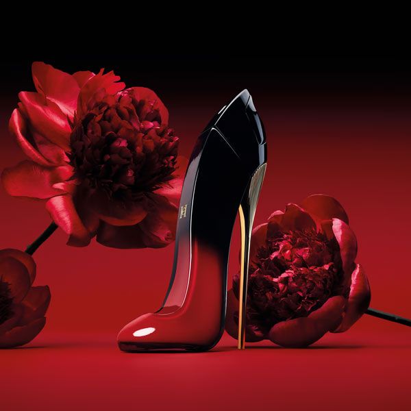 Apa de parfum Carolina Herrera Very Good Girl Elixir 50ml pentru femei