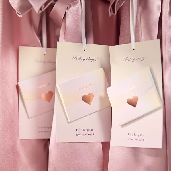 Catrice Brides & Besties Hartie pentru Controlul Sebumului C01 Love Letters 50buc prezentare produs