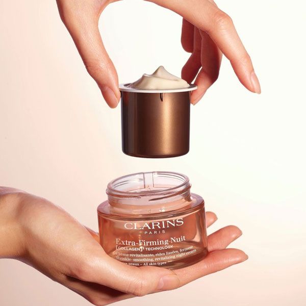 Clarins Crema de Noapte Extra-Firming Ten Uscat Rezerva 50ml prezentare 2