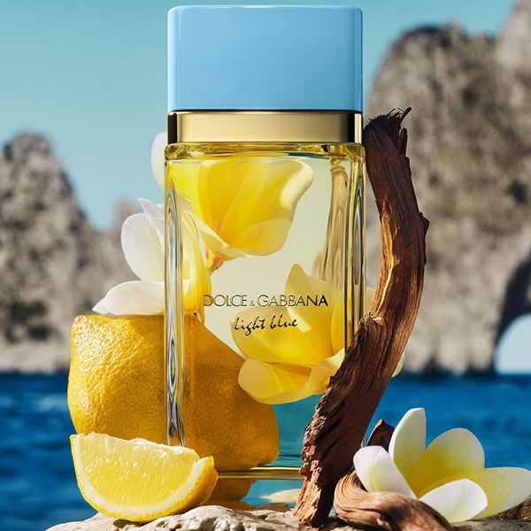 Dolce&Gabbana Light Blue pour Femme Apa de Parfum note