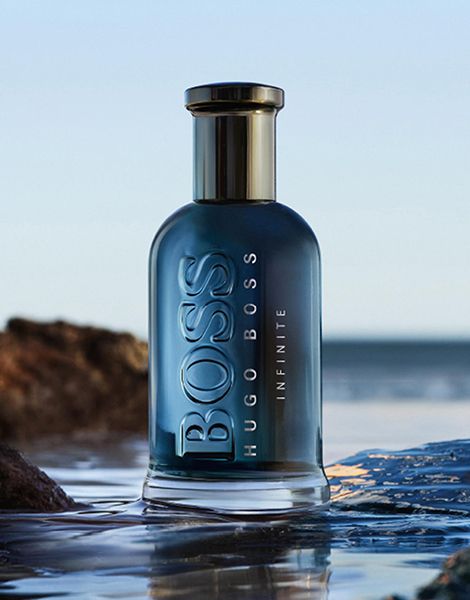 Hugo Boss Boss Bottled Infinite Apa de Parfum pentru barbati prezentare