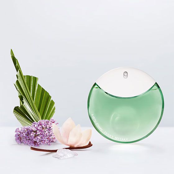 Issey Miyake A Drop D'Issey Essentielle Apa de Parfum 2
