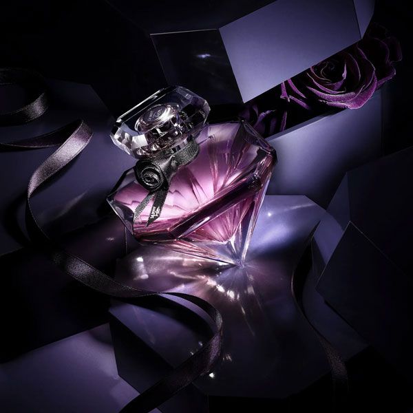 Lancome Tresor La Nuit Apa de Parfum pentru Femei Detalii