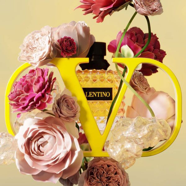 Valentino Donna Born In Roma Yellow Dream Apa de Parfum 50ml note olfactive