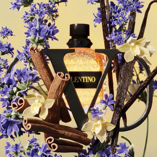 Valentino Uomo Born In Roma Yellow Dream Apa de Toaleta 50ml pentru barbati note olfactive